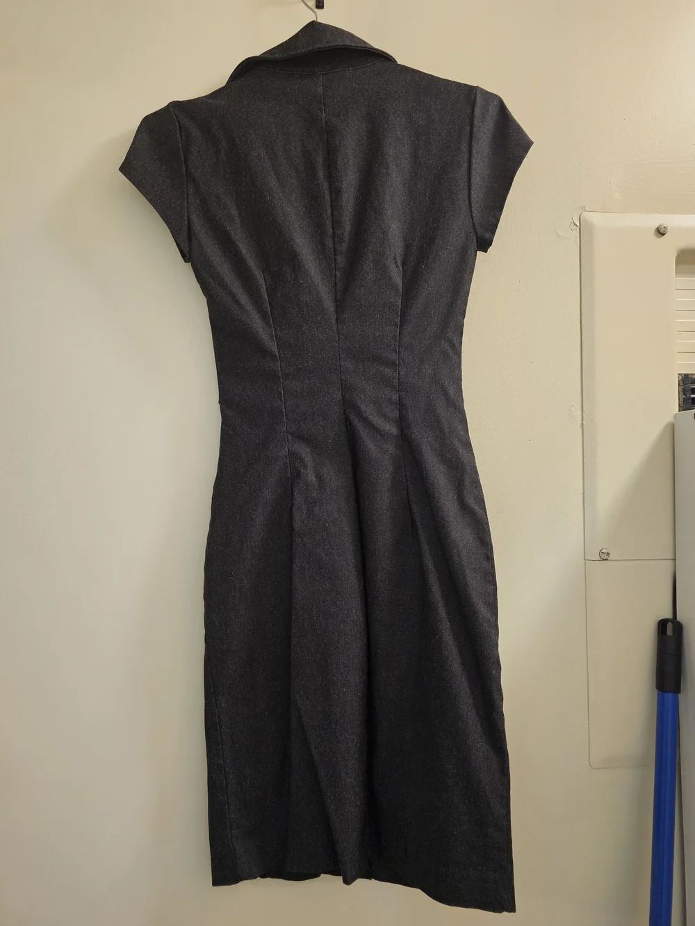 Dynamite Charcoal Zip-Front Midi Dress - Picture 2 of 3